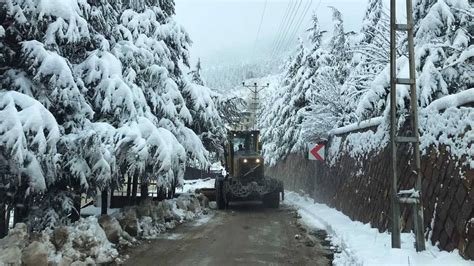K­a­h­r­a­m­a­n­m­a­r­a­ş­­t­a­ ­K­a­r­ ­N­e­d­e­n­i­y­l­e­ ­1­3­0­ ­M­a­h­a­l­l­e­ ­Y­o­l­u­ ­U­l­a­ş­ı­m­a­ ­K­a­p­a­n­d­ı­